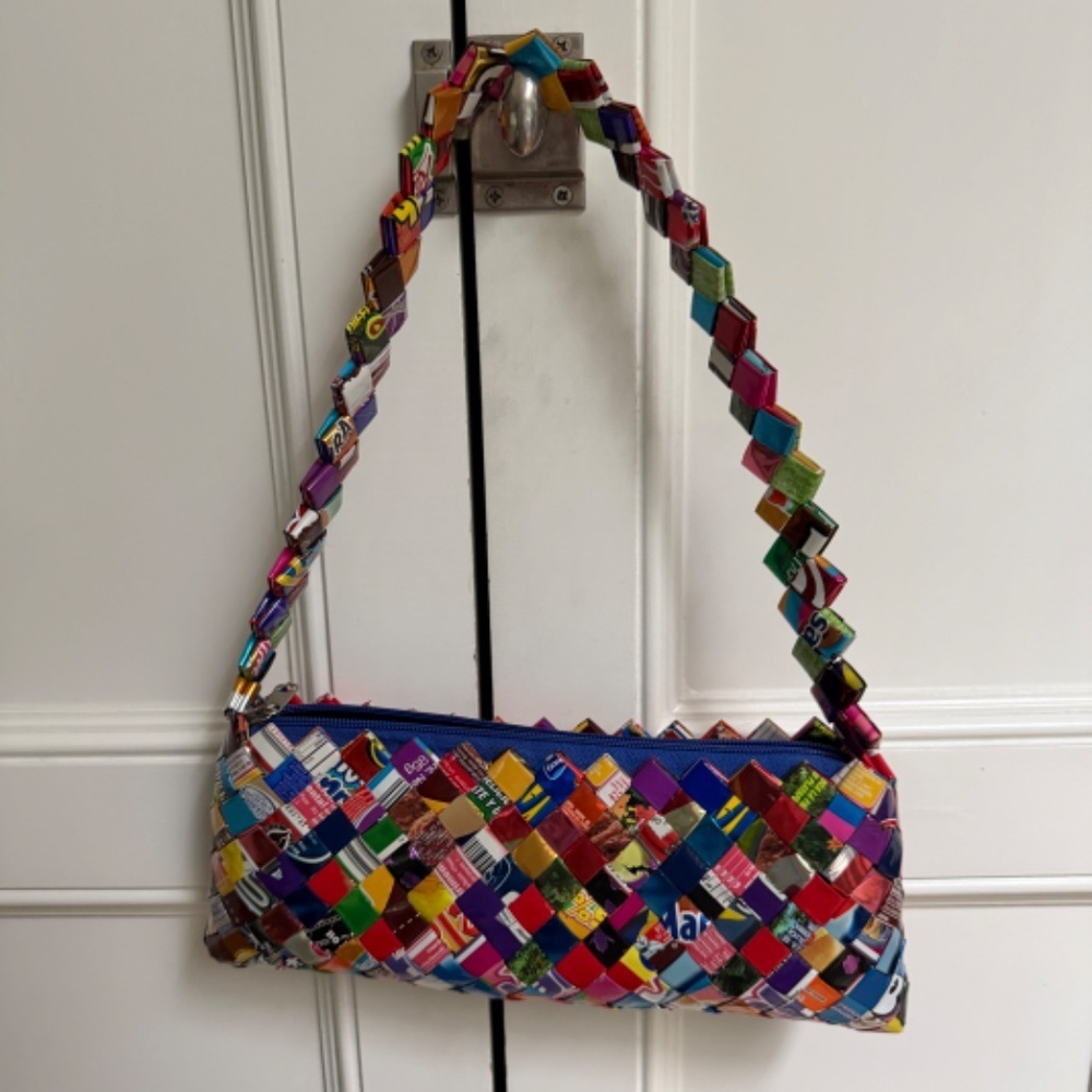 Clutch candy wrapper leather purse - Picture 2 of 5